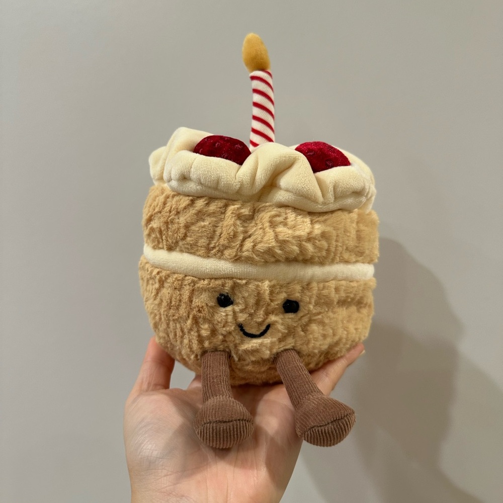Jellycat Amuseables Birthday Cake NWT VHTF